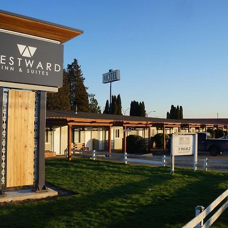 لانغلي Westward Inn & Suites المظهر الخارجي الصورة
