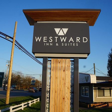 لانغلي Westward Inn & Suites المظهر الخارجي الصورة