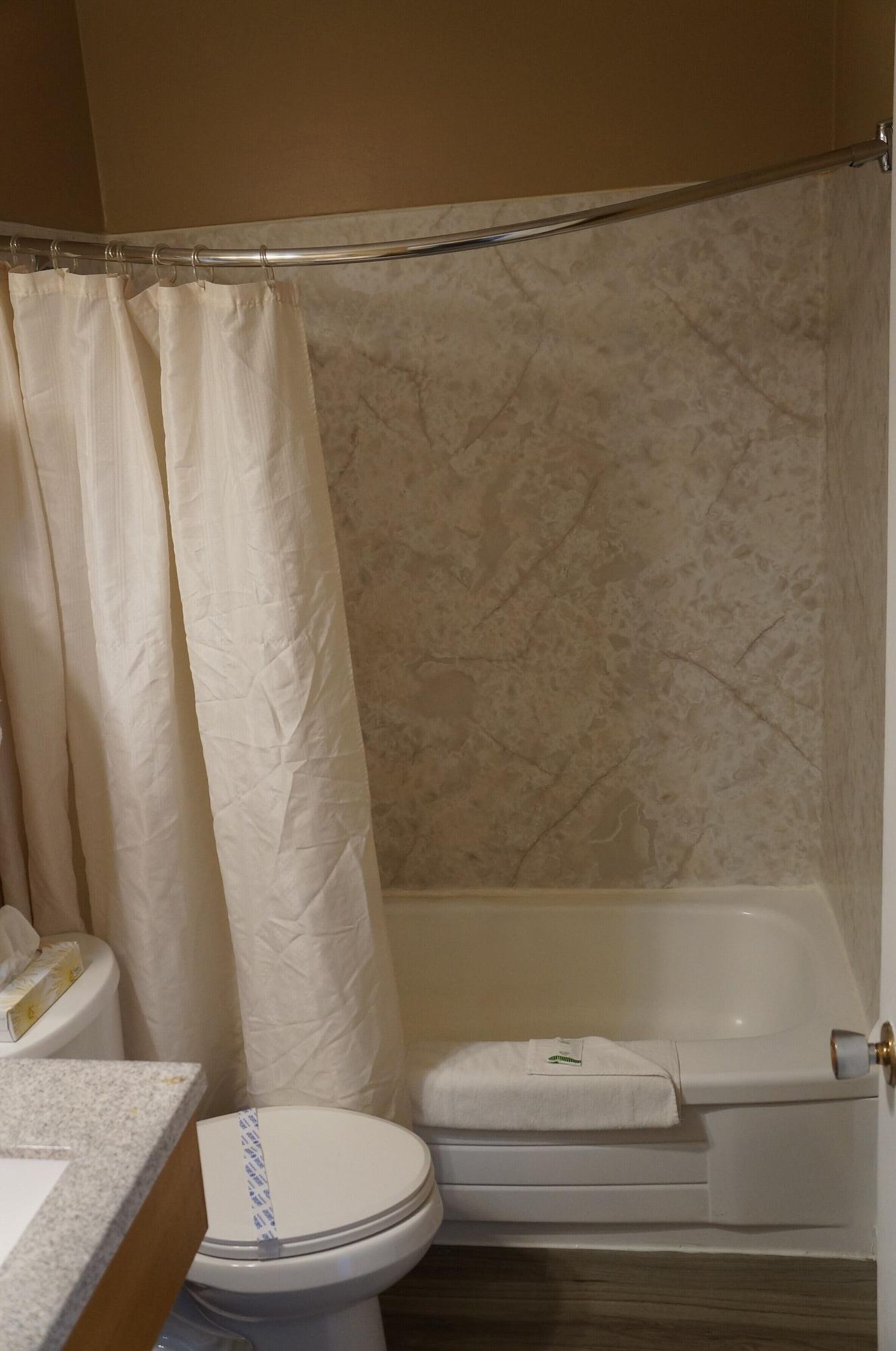 لانغلي Westward Inn & Suites المظهر الخارجي الصورة