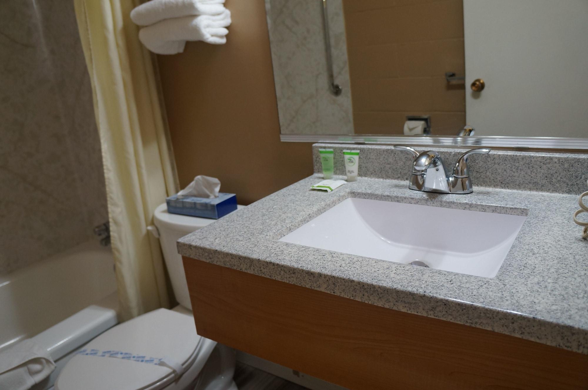 لانغلي Westward Inn & Suites المظهر الخارجي الصورة