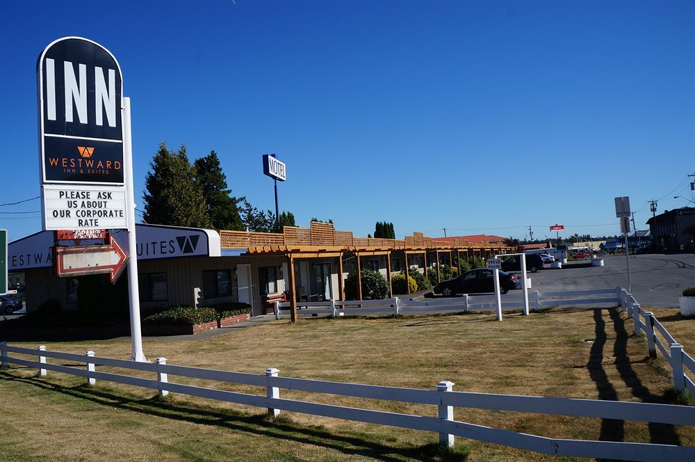 لانغلي Westward Inn & Suites المظهر الخارجي الصورة